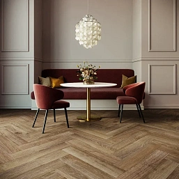 Фото - LVT плитка Invictus замковая Maximus Herringbone Highland Oak Roasted