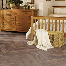 Фото - Ламинат Kronotex Herringbone Дуб Темный Петерcон